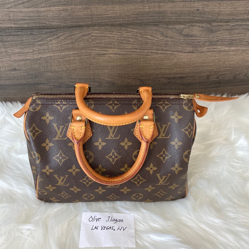 Louis Vuitton Speedy 25